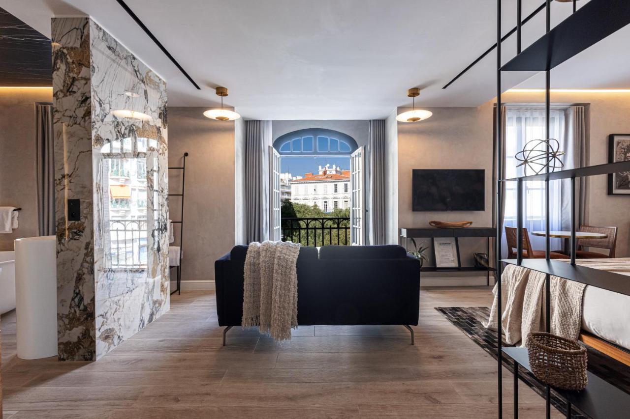 Le Dortoir Boutique Suites Hotel 2*
